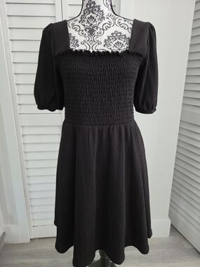 Nine West Black Smocked Square-Neck Midi Dress with Puff Sleeves